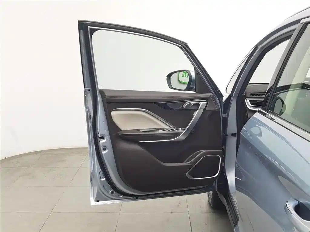 Jiaji New Energy 2021 ePro 1.5TD PHEV Premium Edition — миниатюра 8