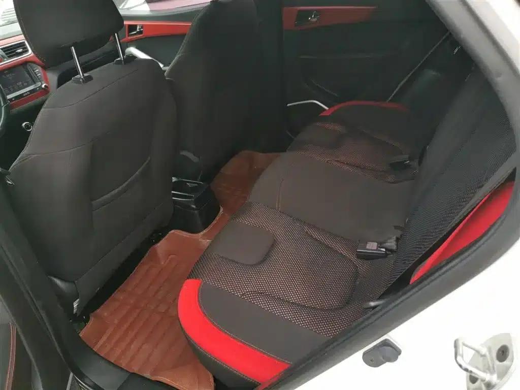 Refine S2 2017 1.5L Manual Deluxe Connected Edition — миниатюра 13