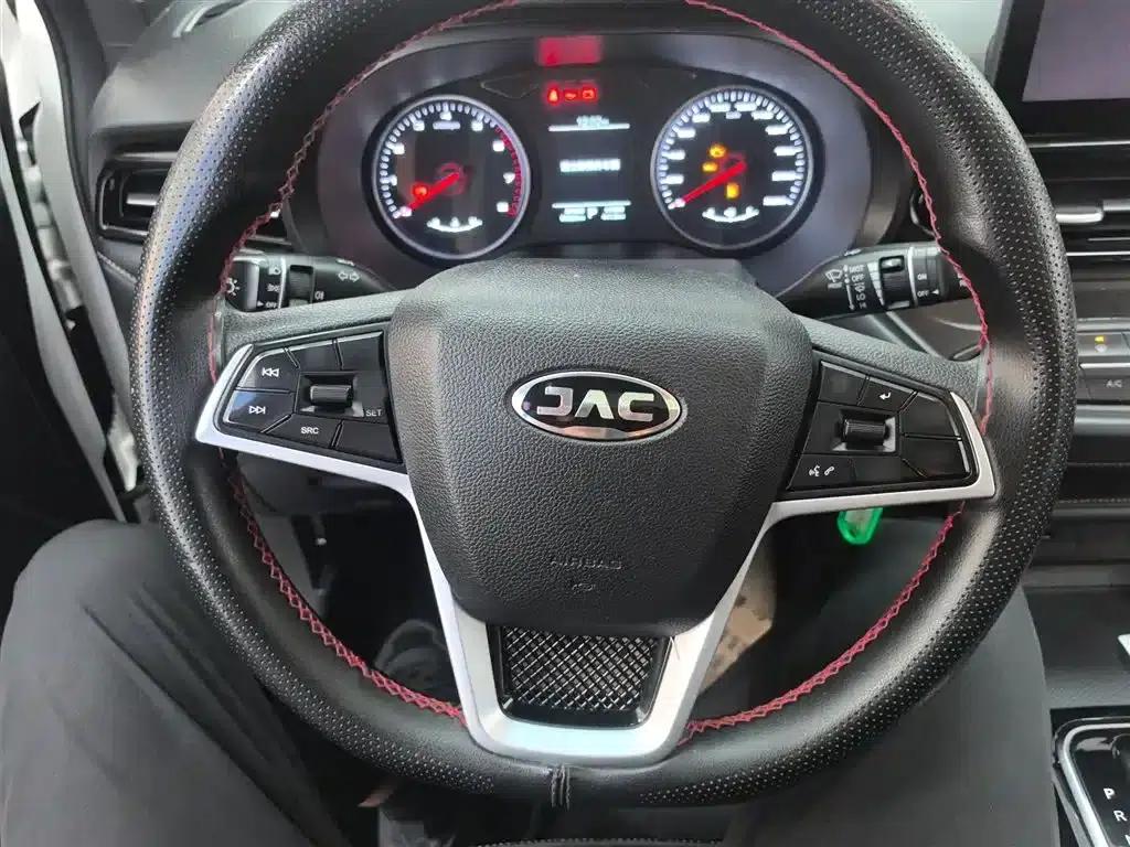 Jiayue X4 2020 1.5T CVT Elite — миниатюра 11