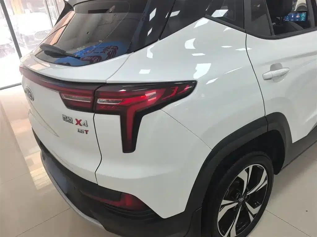 Jiayue X4 2020 1.5T CVT Elite — миниатюра 7