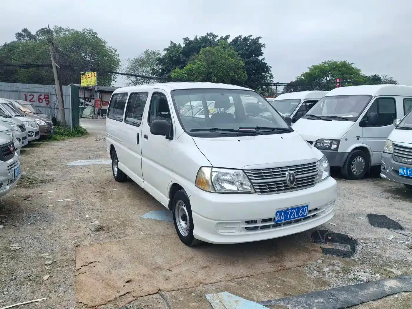 Grace 2016 2.0L Express Comfort Model — миниатюра 3