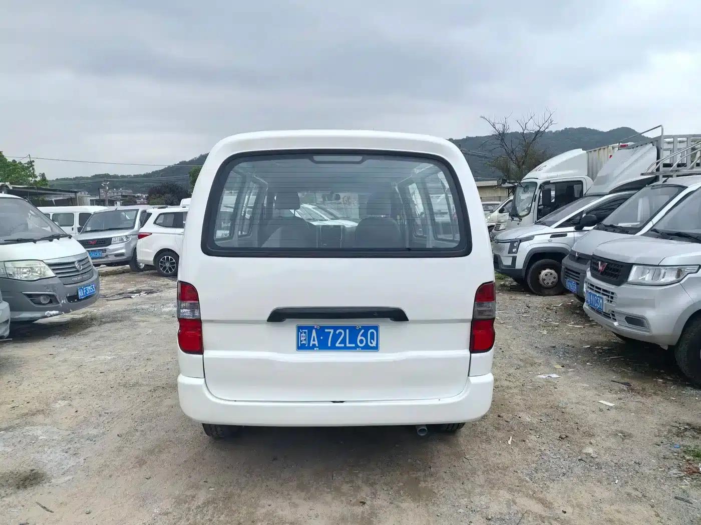 Grace 2016 2.0L Express Comfort Model — миниатюра 6
