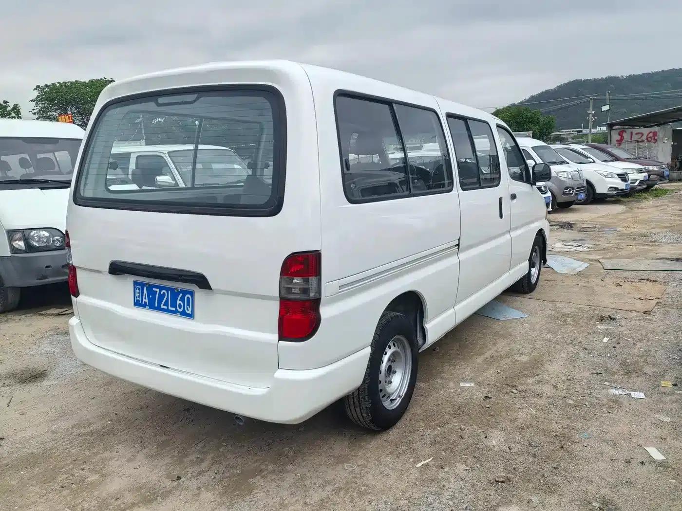 Grace 2016 2.0L Express Comfort Model — миниатюра 7