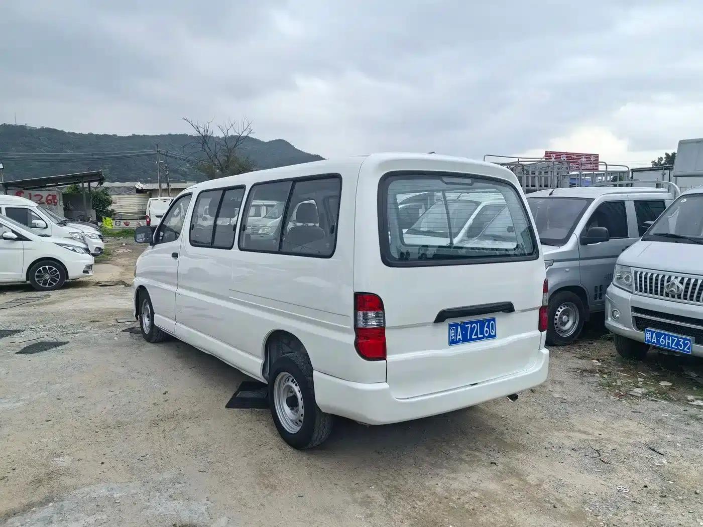 Grace 2016 2.0L Express Comfort Model — миниатюра 8
