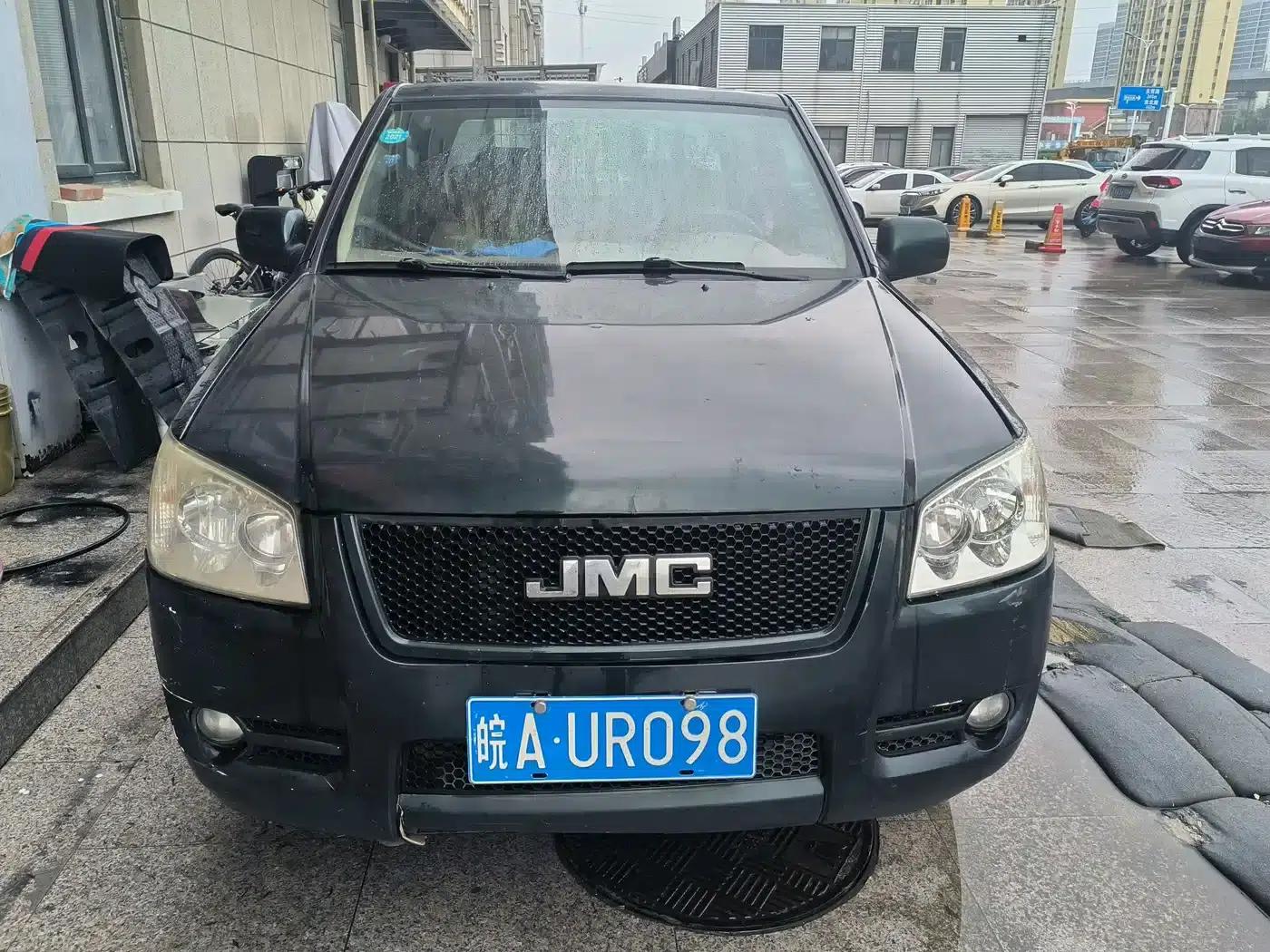 Baodian 2015 2.8T New Value Diesel Two-Wheel Drive Luxury Edition JX493ZLQ4C — миниатюра 2