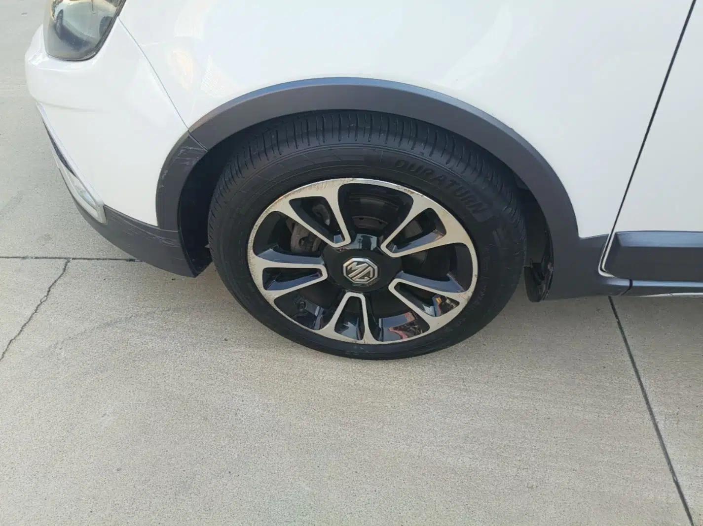 MG 3SW 2015 1.5L AMT Elite Model — миниатюра 8