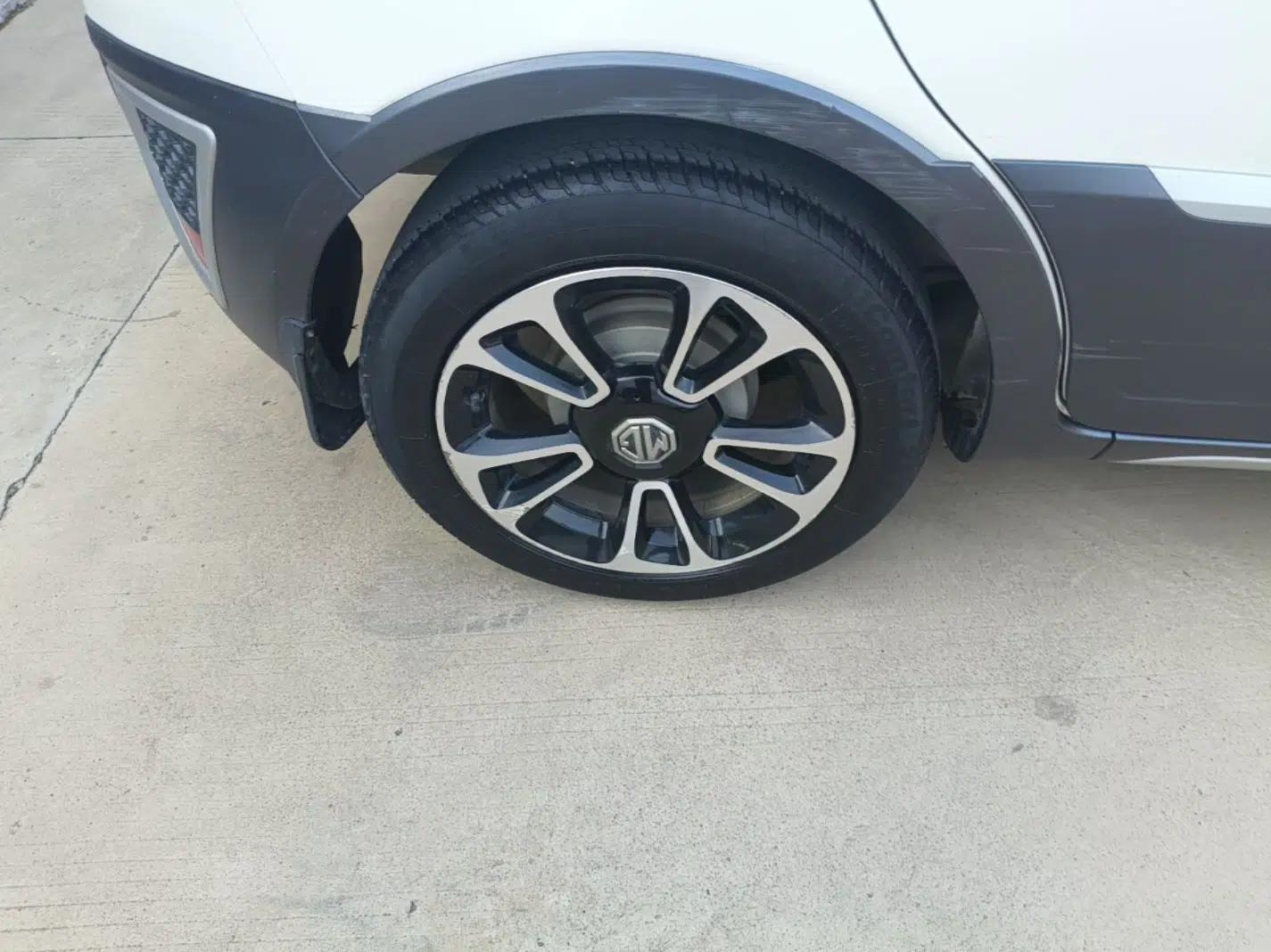 MG 3SW 2015 1.5L AMT Elite Model — миниатюра 10