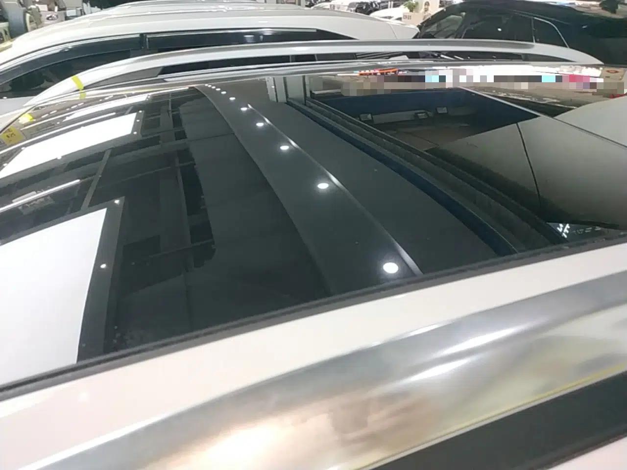 MG EZS Electric 2019 E-Plus Edition — миниатюра 11