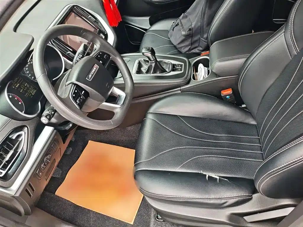 Jetour X70M 2021 1.5T Manual Urban Companion 5-Seater — миниатюра 16