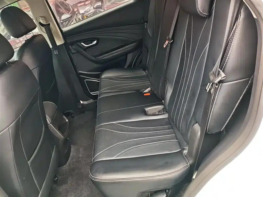 Jetour X70M 2021 1.5T Manual Urban Companion 5-Seater — миниатюра 17