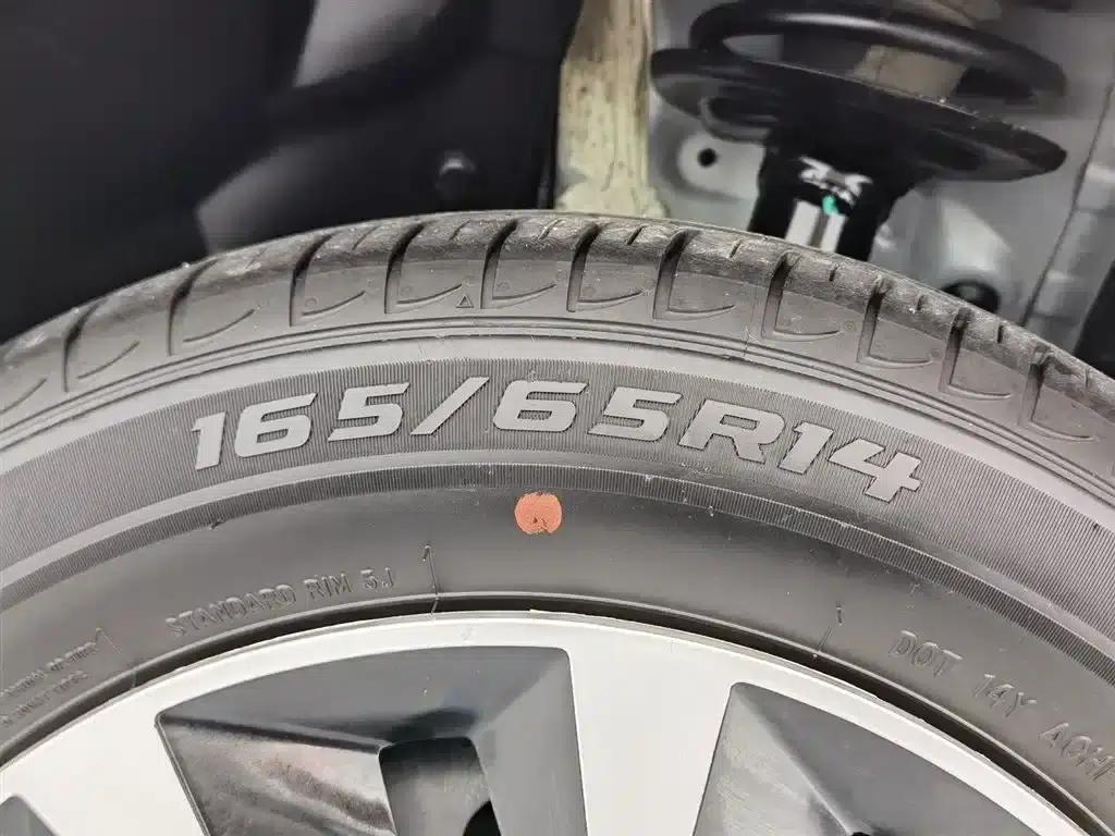 Yizhi EV2 2024 Model 201km Comfort — миниатюра 24