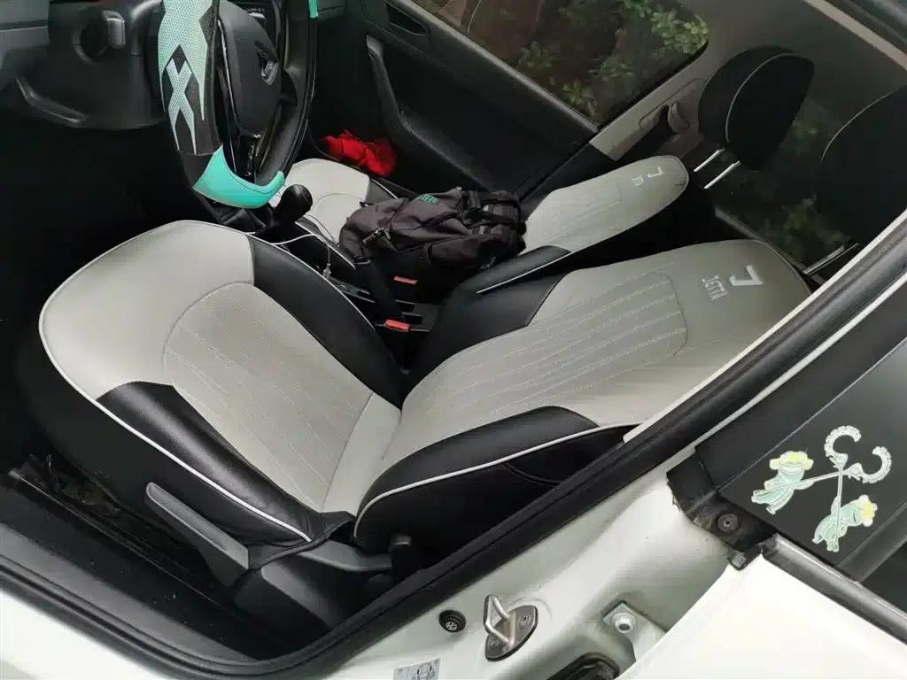 Jetta VA3 2021 1.5L Manual Entry-Level Edition — миниатюра 11