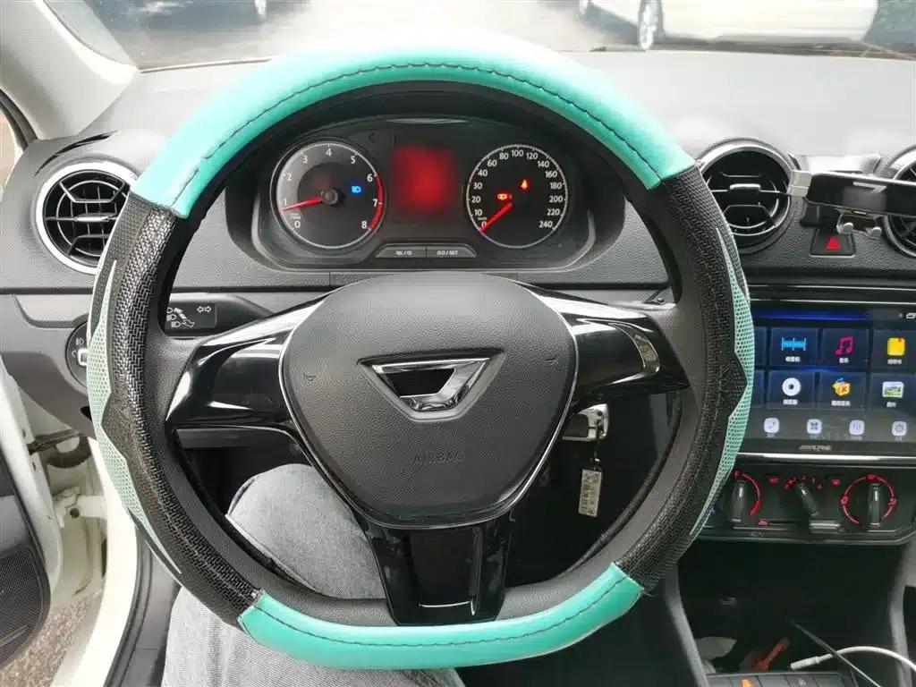 Jetta VA3 2021 1.5L Manual Entry-Level Edition — миниатюра 7