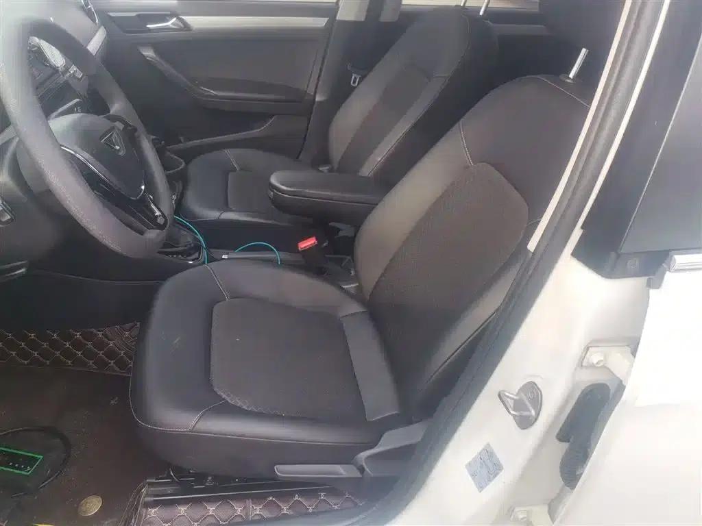 Jetta VA3 2019 1.5L Automatic Enjoy Edition — миниатюра 14