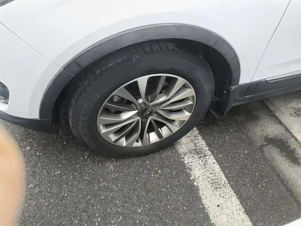 Kaiyi X5 2017 1.5T CVT Premium Edition — миниатюра 23