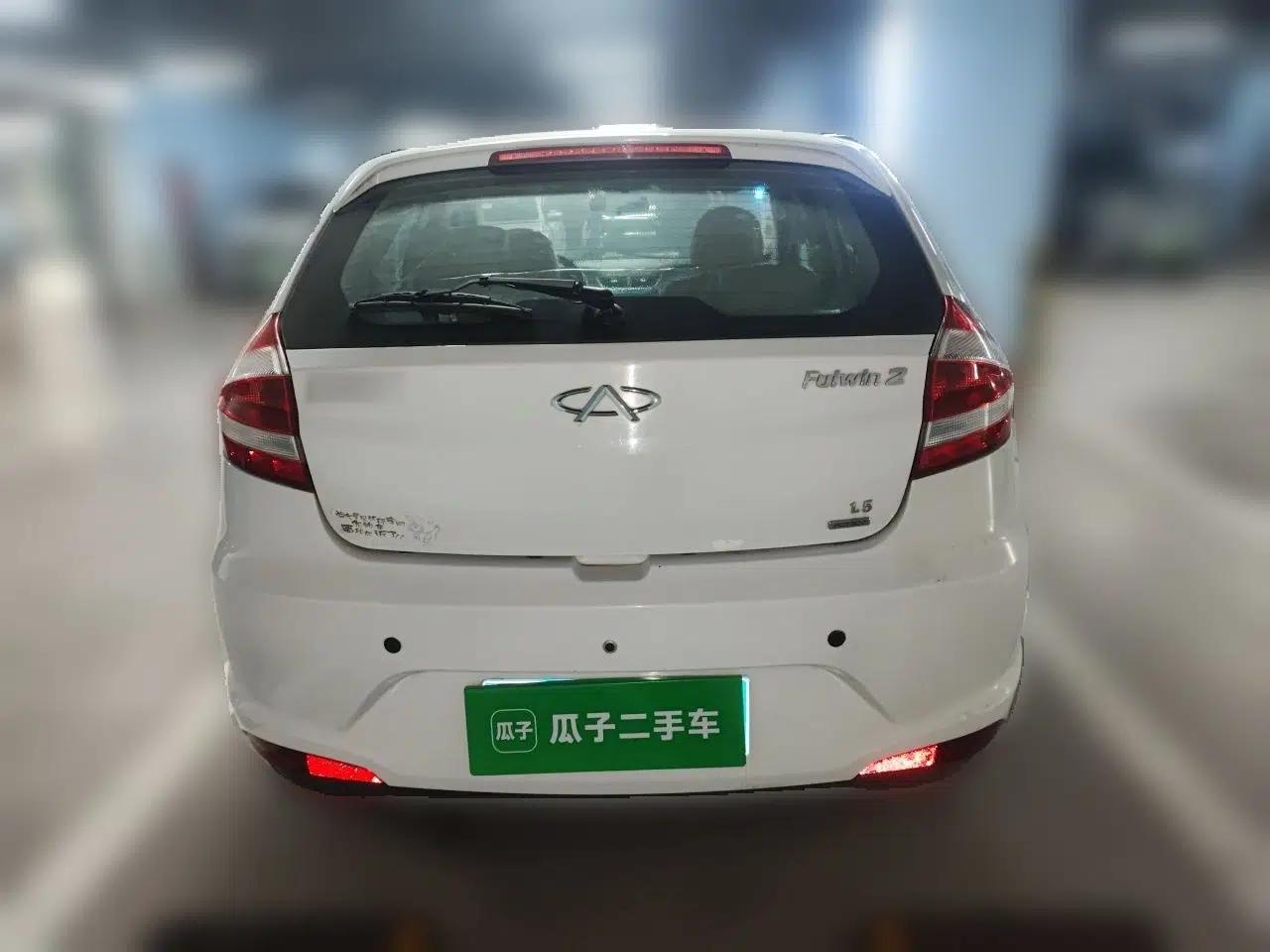 Chery Fengyun 2 2013 Hatchback 1.5L Manual Ruiyi Edition — миниатюра 5