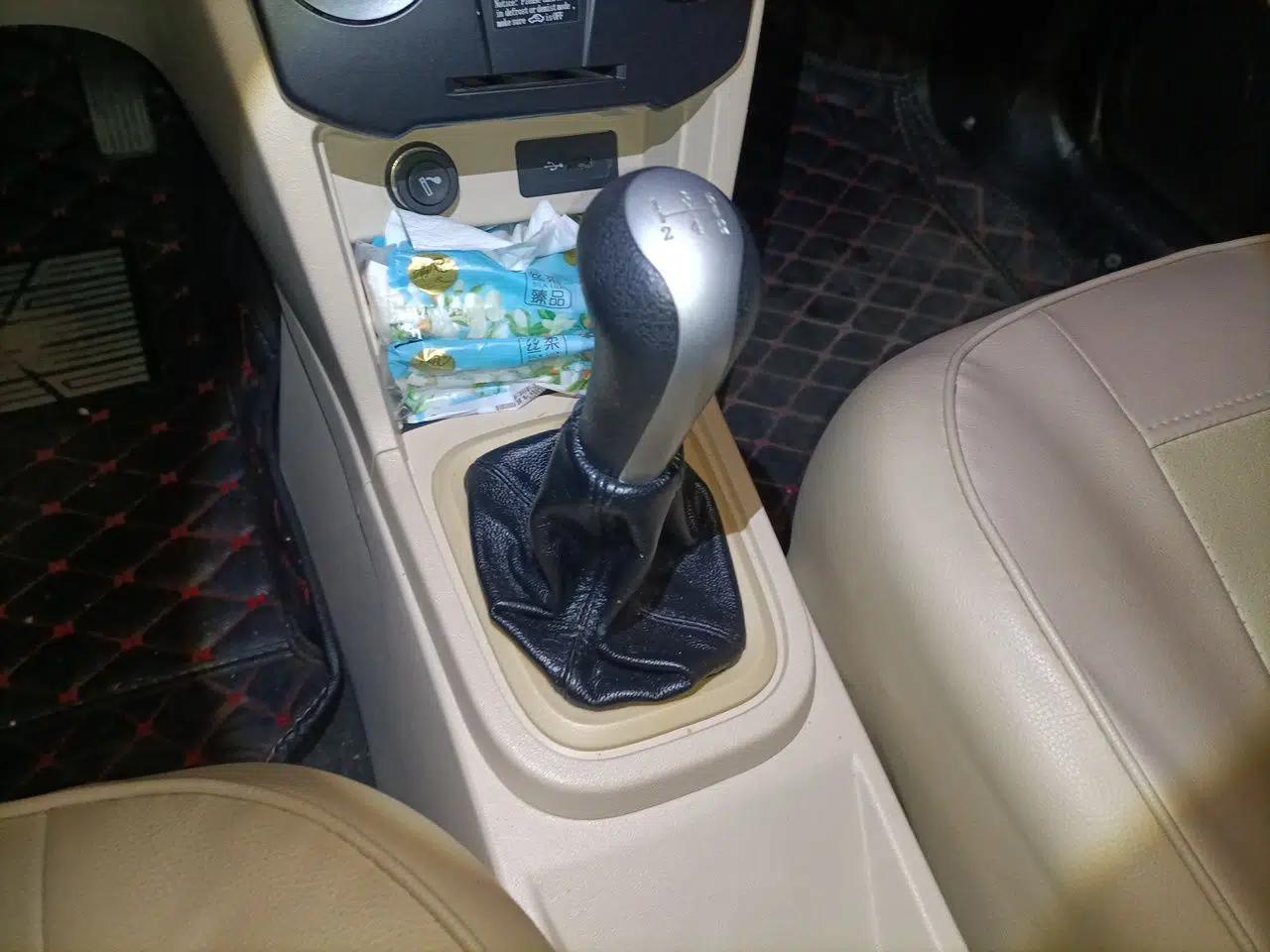 Chery Fengyun 2 2015 1.5L Manual New Edition — миниатюра 15