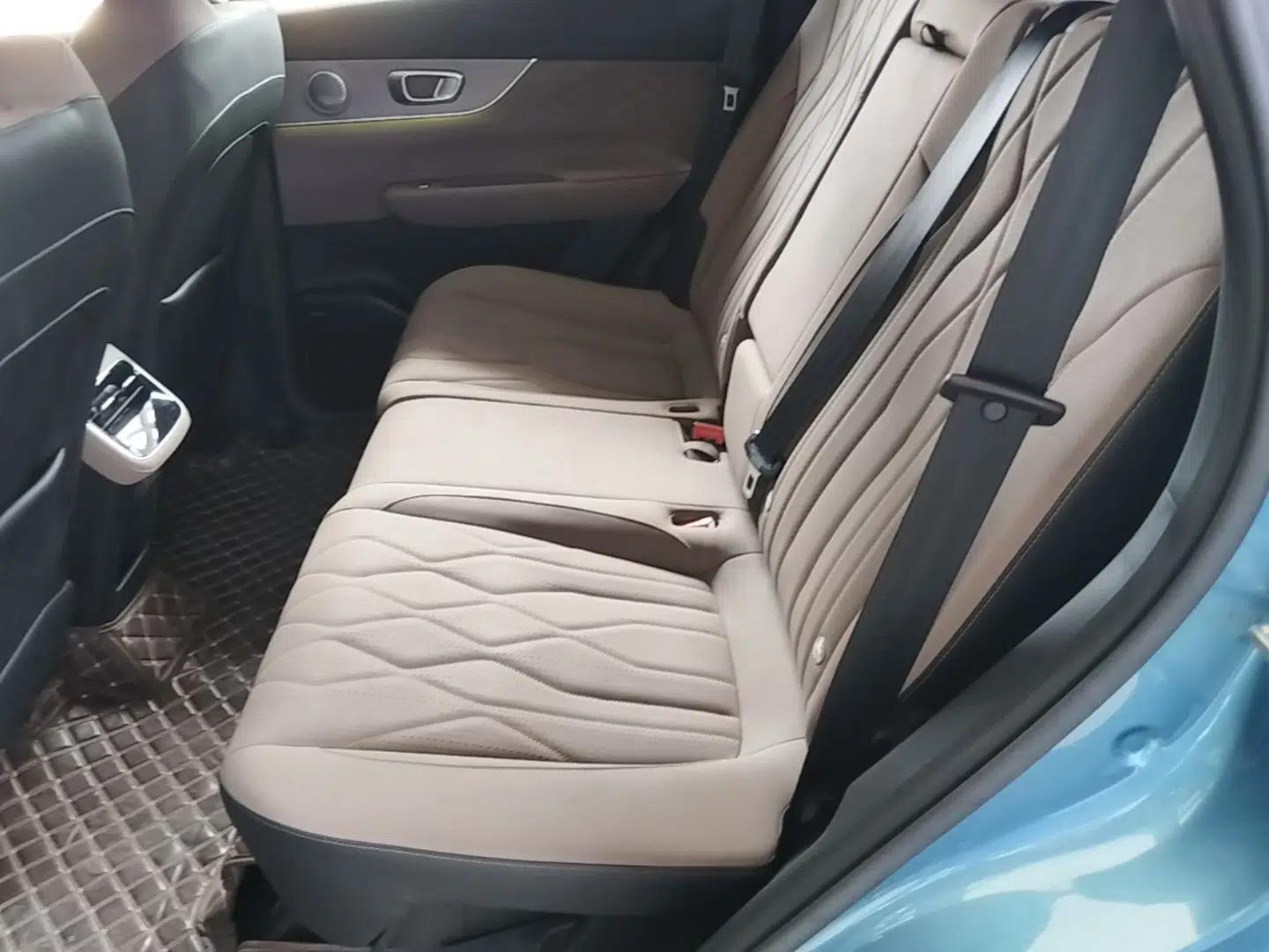 Chery Tiggo 8 PLUS C-DM 2025 1.5T 116 km Prestige Version 5 Seats — миниатюра 20