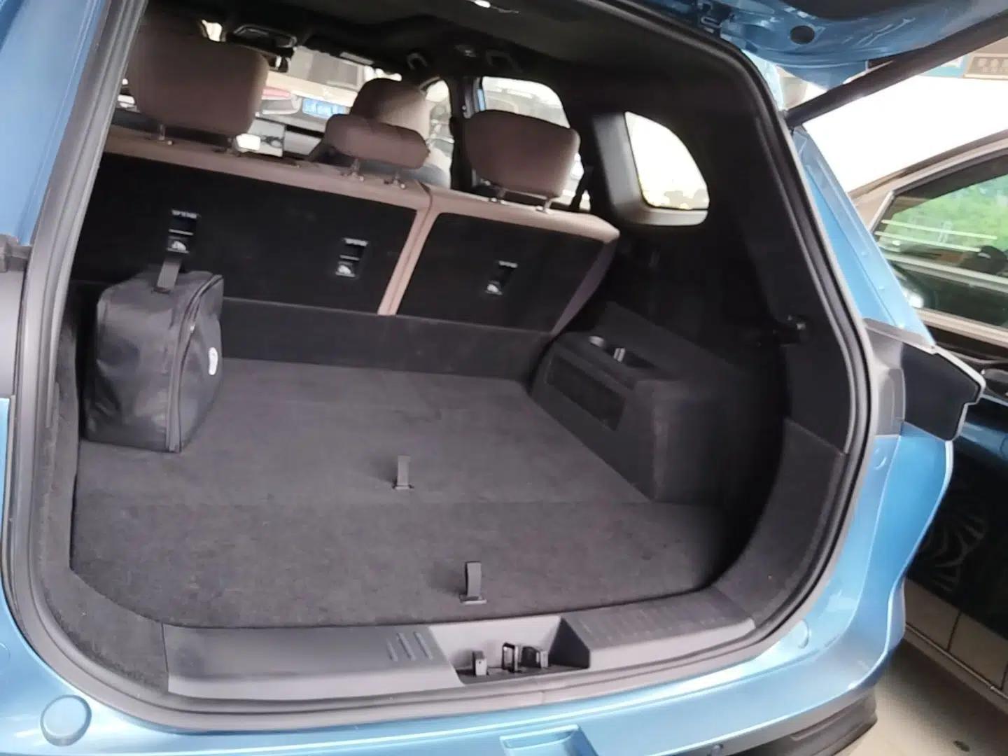 Chery Tiggo 8 PLUS C-DM 2025 1.5T 116 km Prestige Version 5 Seats — миниатюра 22