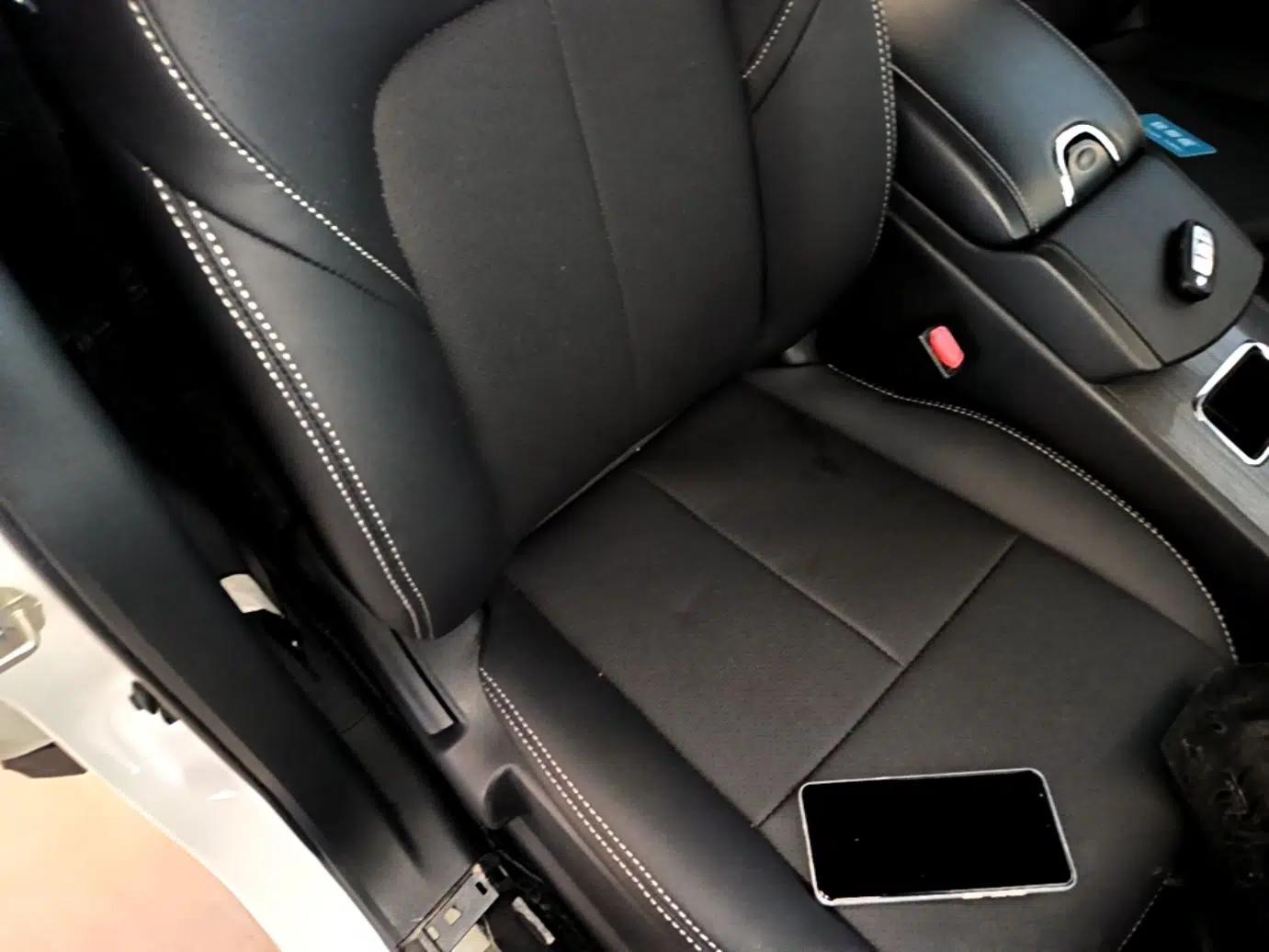 Venucia T90 2018 2.0L CVT Smart Connect Fashion Edition China V Standard — миниатюра 23