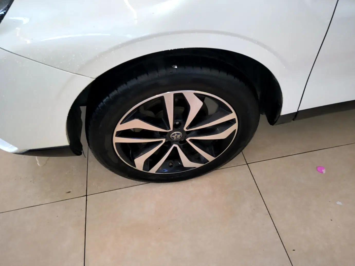 Venucia T90 2018 2.0L CVT Smart Connect Fashion Edition China V Standard — миниатюра 9
