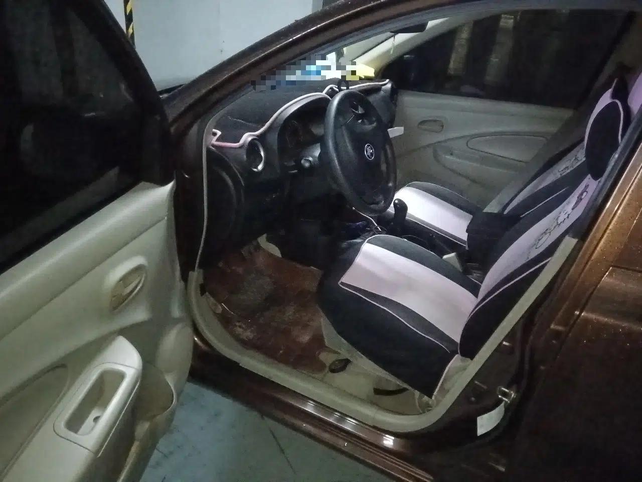 Venucia R30 2014 1.2L Manual Luxury Edition — миниатюра 17