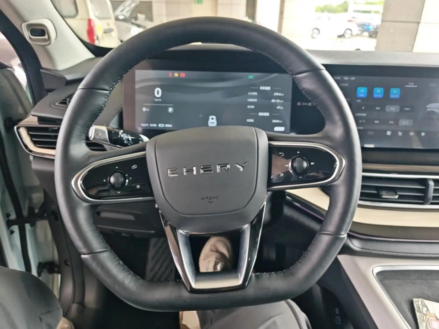 Chery New Energy eQ7 2023 512km Ultra-Enjoyment Version — миниатюра 13