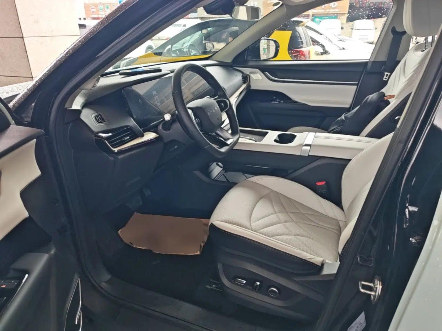 Chery New Energy eQ7 2023 512km Ultra-Enjoyment Version — миниатюра 17