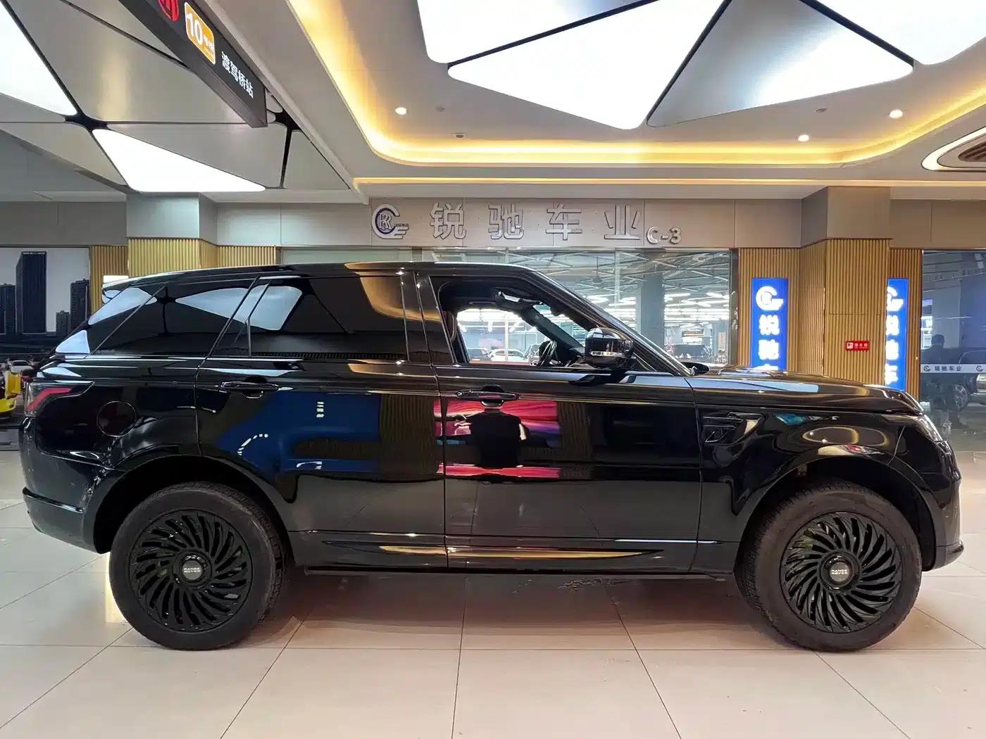 Range Rover Sport Hybrid 2018 P400e — миниатюра 12
