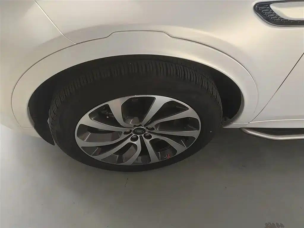 Discovery Sport New Energy 2022 Facelift P300e Plug-in Electric Hybrid — миниатюра 25