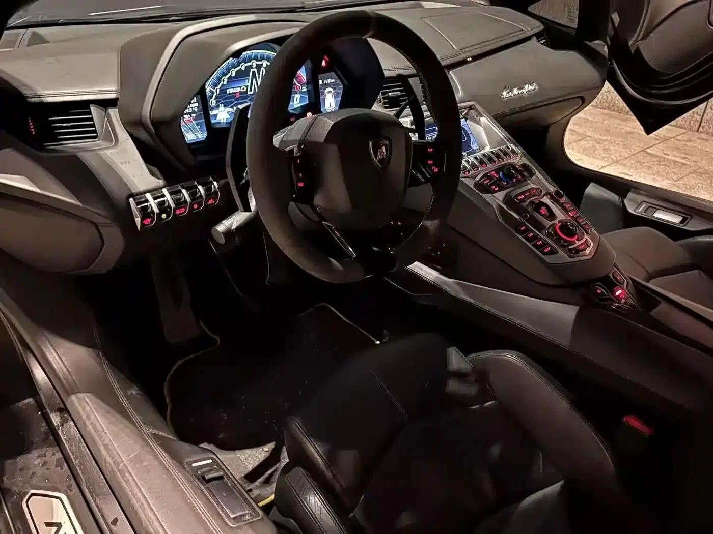 2011 Aventador LP 700-4 — миниатюра 14