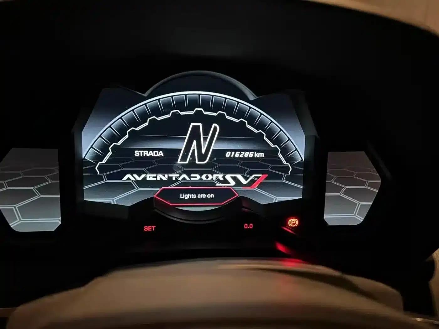 2011 Aventador LP 700-4 — миниатюра 15