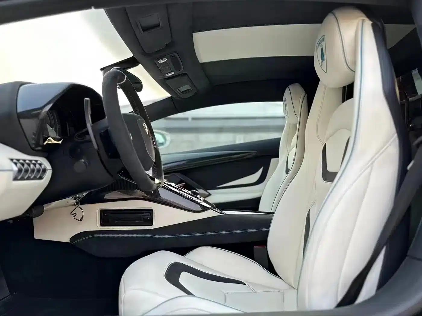 2011 Aventador LP 700-4 — миниатюра 4