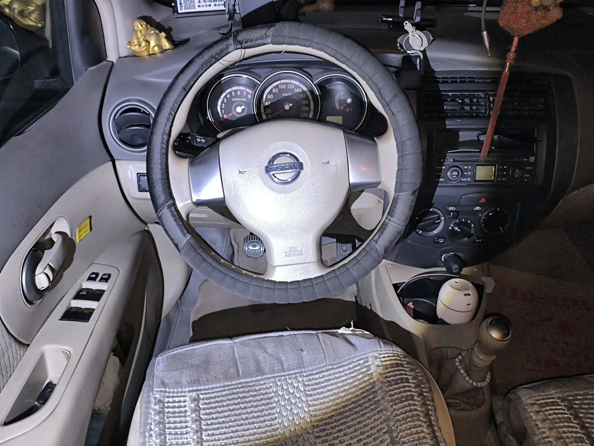 Nissan Geniss 2006 1.8L Manual Standard Edition — миниатюра 11
