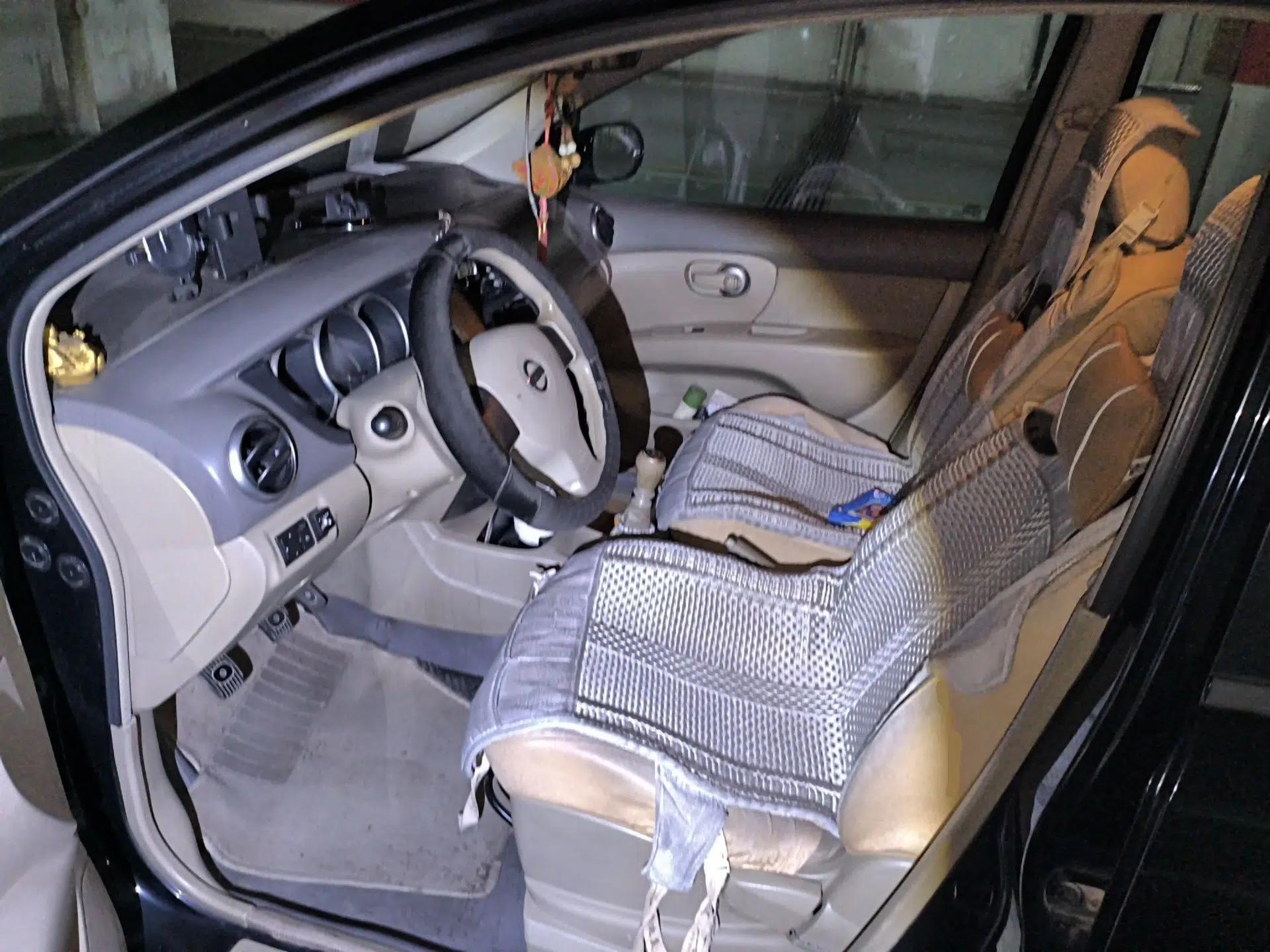 Nissan Geniss 2006 1.8L Manual Standard Edition — миниатюра 16