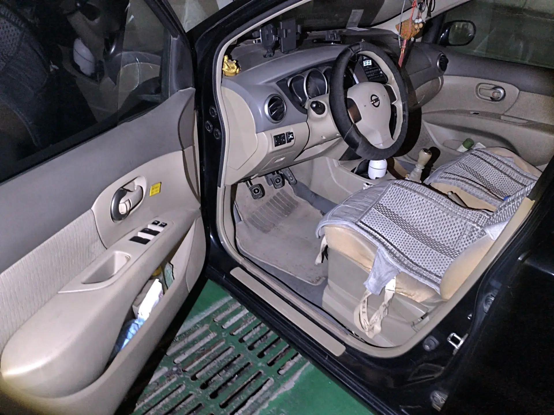 Nissan Geniss 2006 1.8L Manual Standard Edition — миниатюра 17