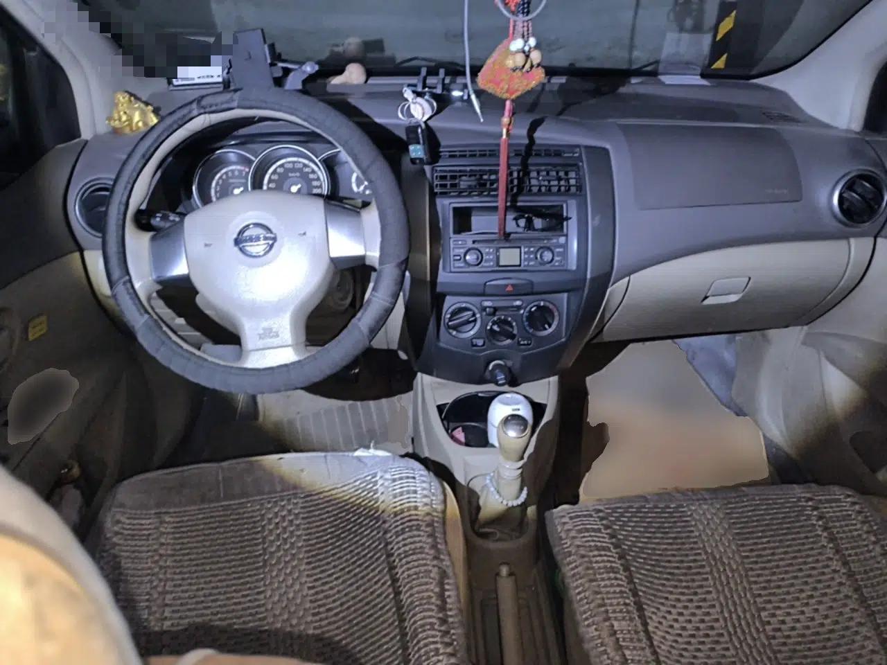 Nissan Geniss 2006 1.8L Manual Standard Edition — миниатюра 10