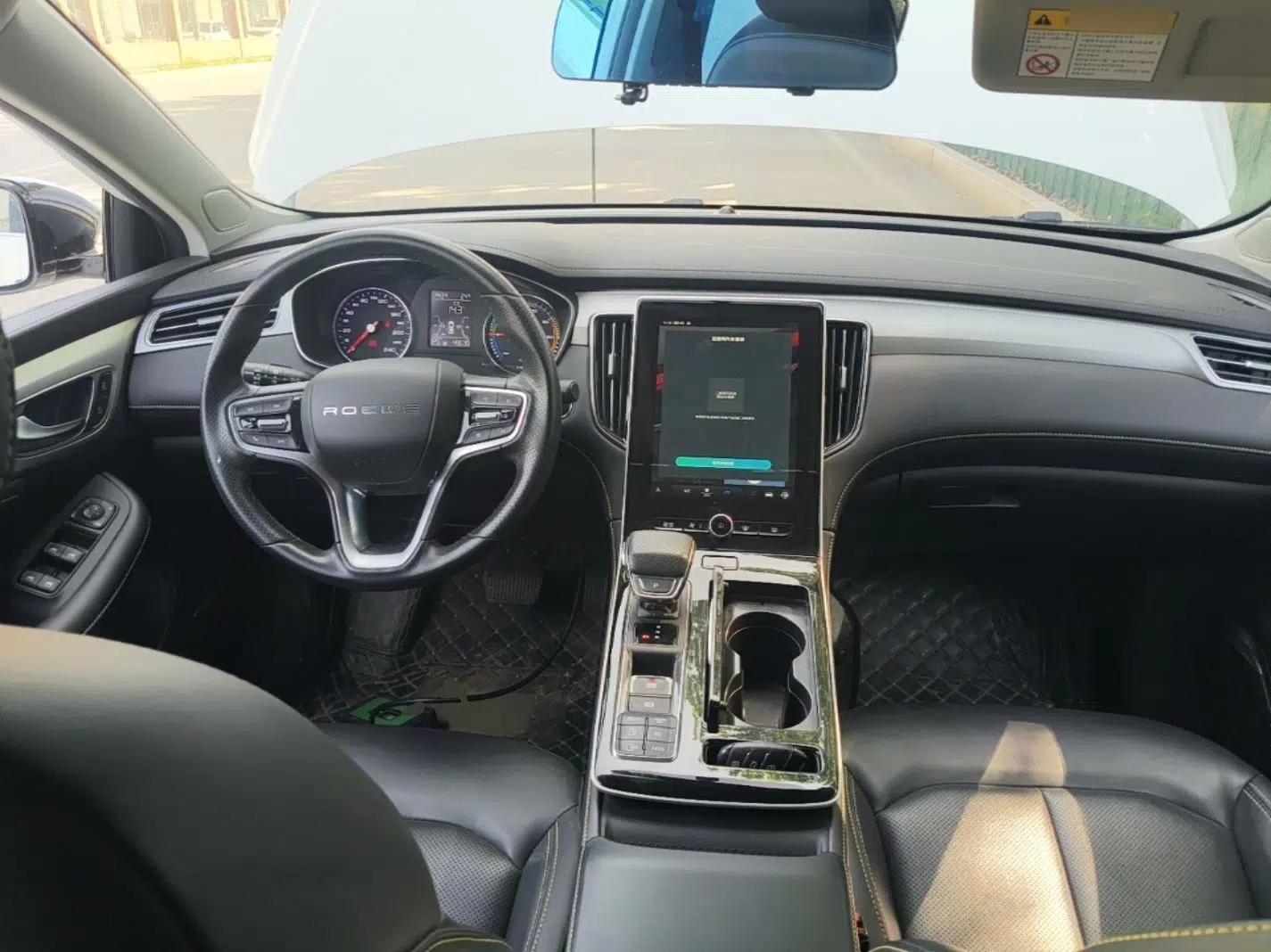 Roewe i6 MAX New Energy 2020 1.5T PHEV Sporty Cool Edition — миниатюра 12
