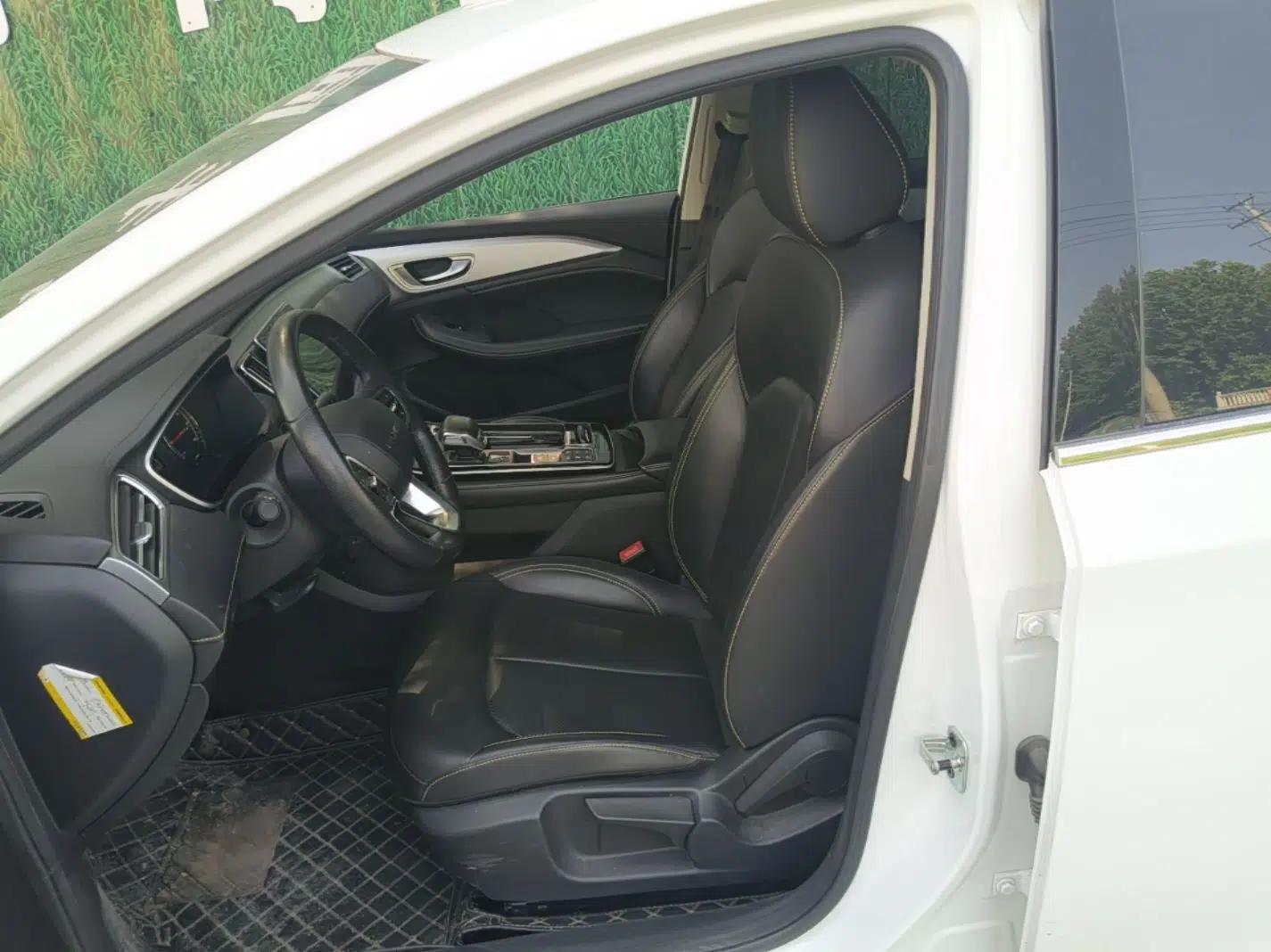 Roewe i6 MAX New Energy 2020 1.5T PHEV Sporty Cool Edition — миниатюра 17