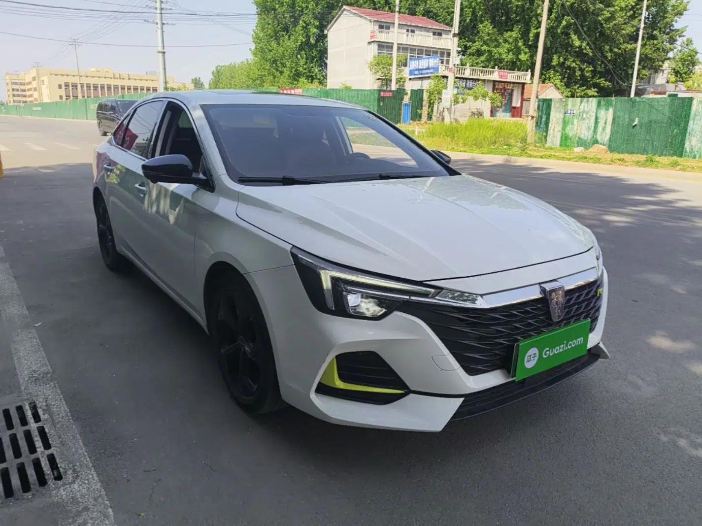 Roewe i6 MAX New Energy 2020 1.5T PHEV Sporty Cool Edition — миниатюра 6