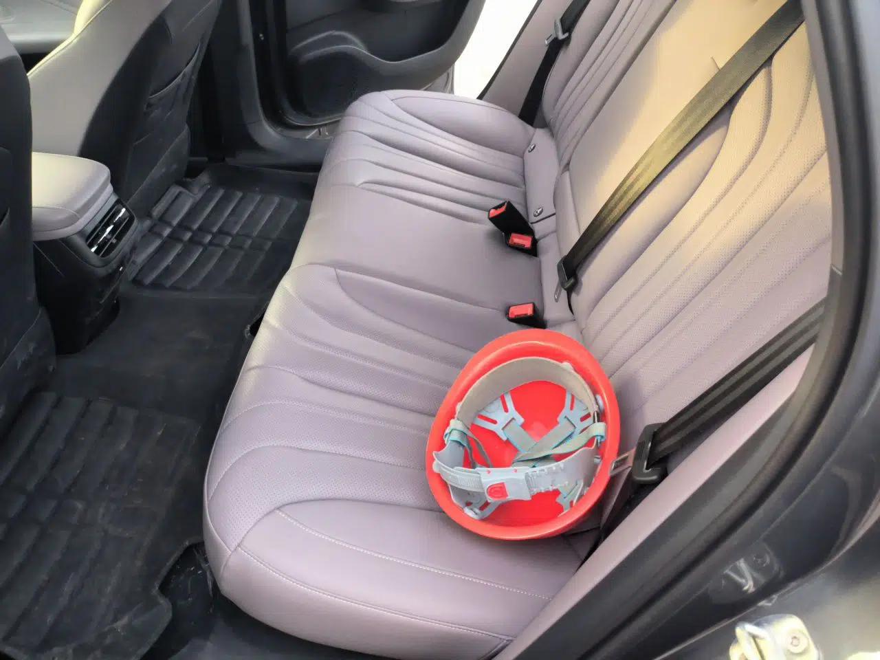 Roewe M7 DMH 2025 Model 160km Enjoyment Version — миниатюра 18