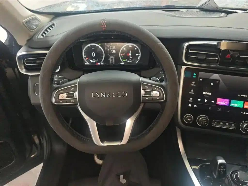 Lynk & Co 01 EM-P 2019 1.5T PHEV Pro (National VI Emission Standard) — миниатюра 11