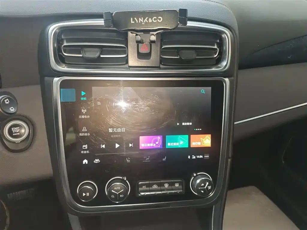 Lynk & Co 01 EM-P 2019 1.5T PHEV Pro (National VI Emission Standard) — миниатюра 13