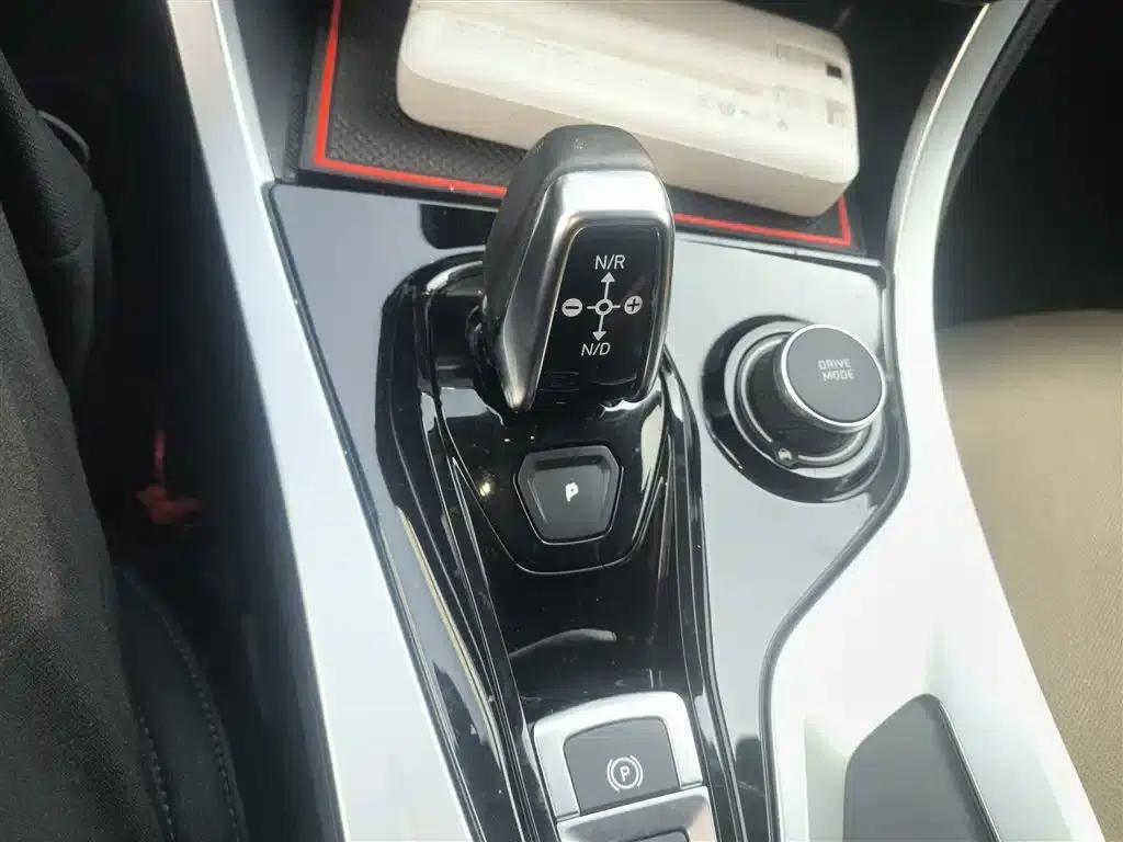 Lynk & Co 01 EM-P 2019 1.5T PHEV Pro — миниатюра 10