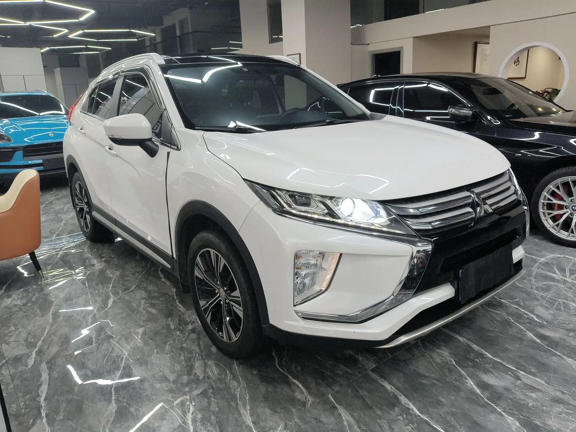 Mitsubishi Eclipse Cross 2018 1.5T CVT Two-Wheel Drive Dream Edition — миниатюра 4