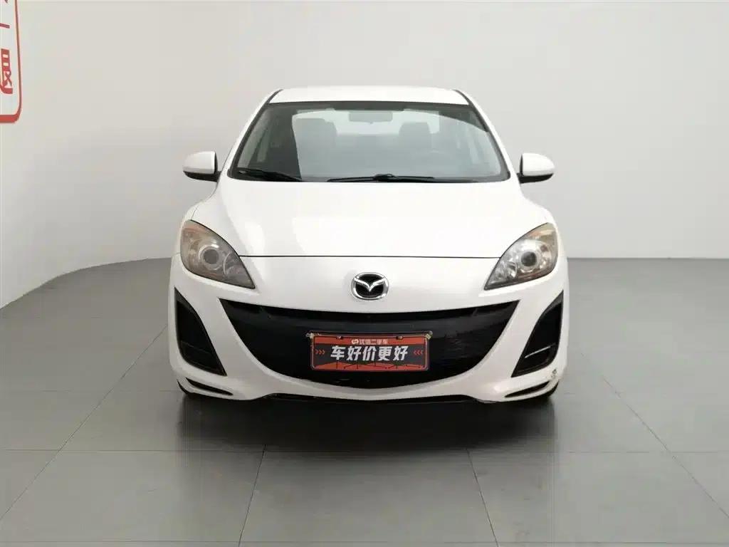 Mazda 3 Axela 2011 Sedan 1.6L Manual Comfort — миниатюра 3