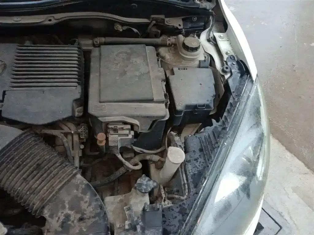 Mazda2 2012 Hatchback Dynamic 1.3L Automatic Standard Edition — миниатюра 22