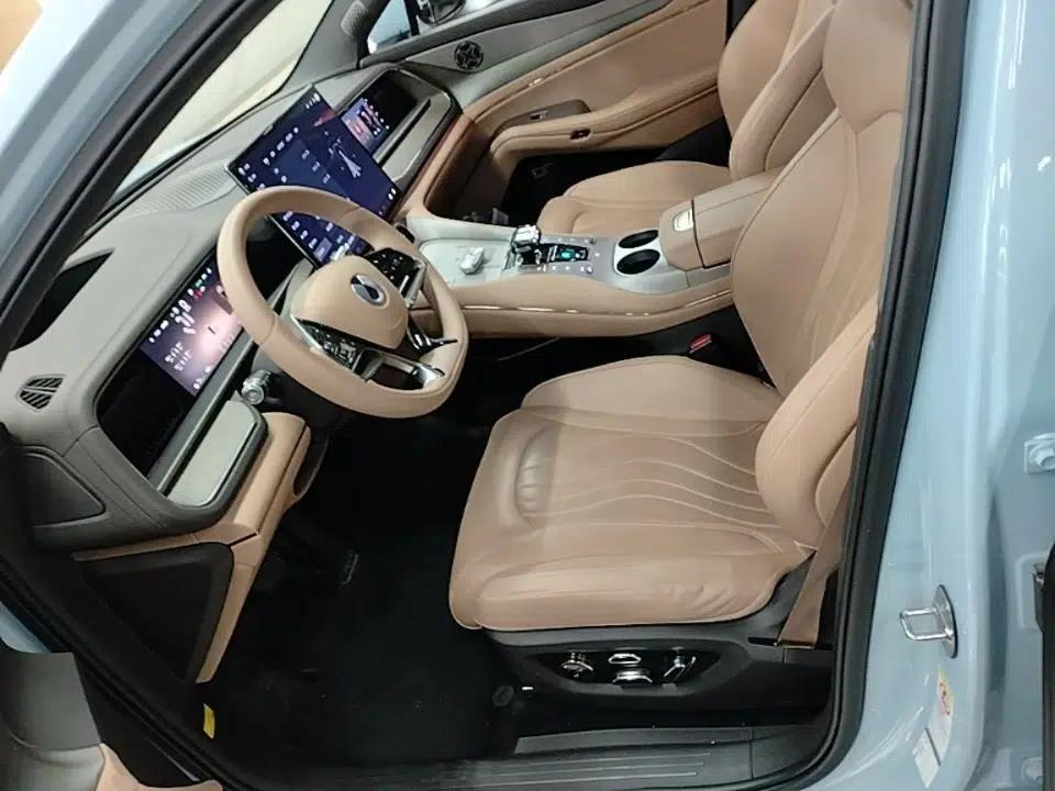 Denza N7 2024 630 All-Wheel Drive Intelligent Driving Max Edition — миниатюра 18