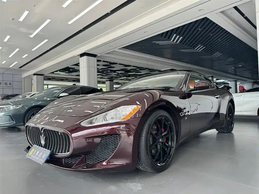 2013 GranTurismo 4.2L Automatic — миниатюра 1
