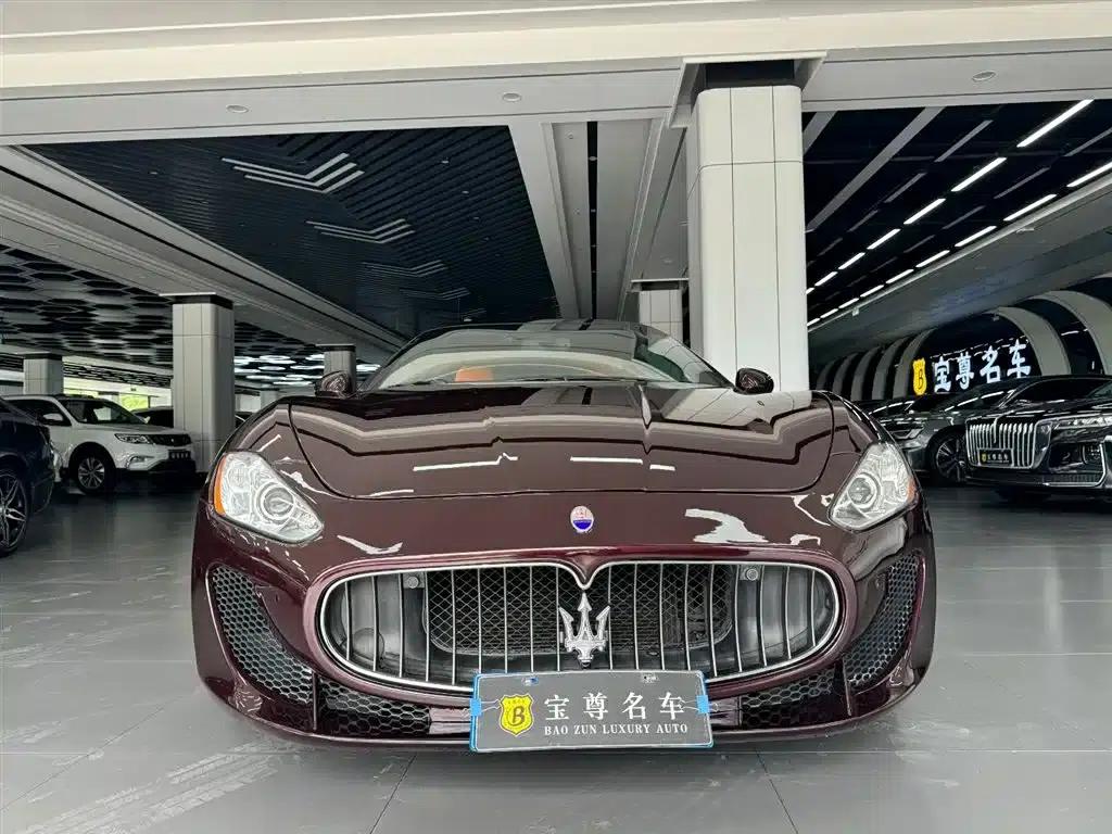 2013 GranTurismo 4.2L Automatic — миниатюра 3